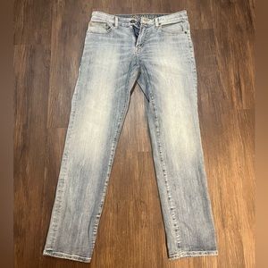 American Eagle Mens 32x32 slim straight jeans